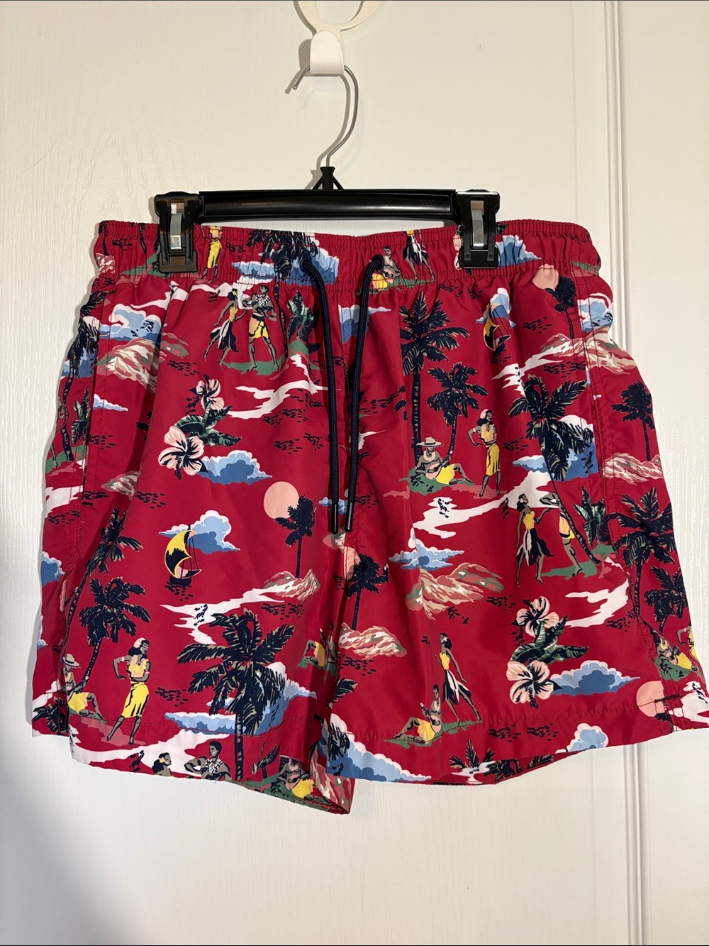NWOT bathing suit shorts